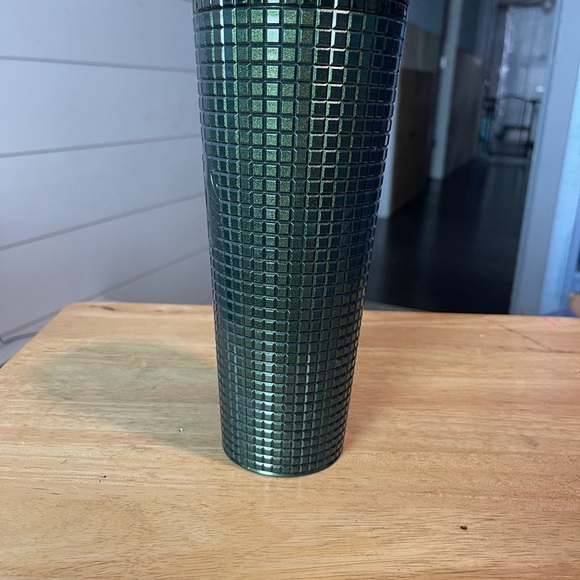 BNWOT Starbucks metallic dark green studded tumbler 24oz - Picture 7 of 7